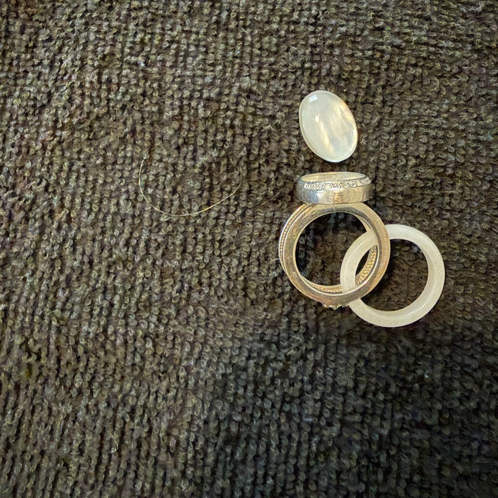 Elegant sterling Silver and White Women's Ring Set